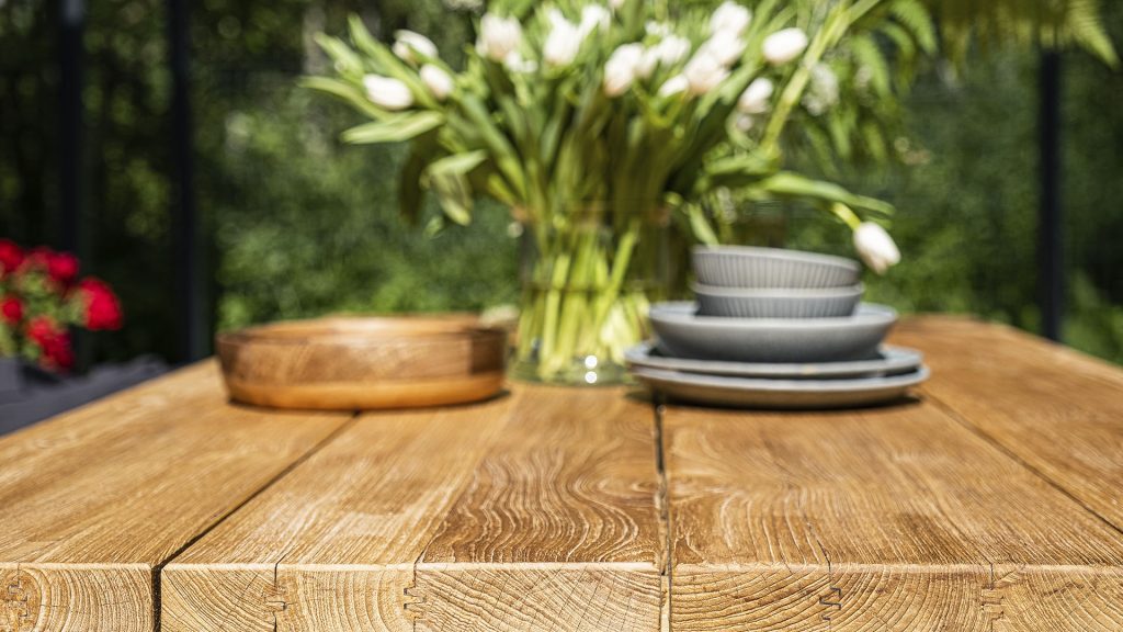 TEAK_Skyline_Design_wood_02