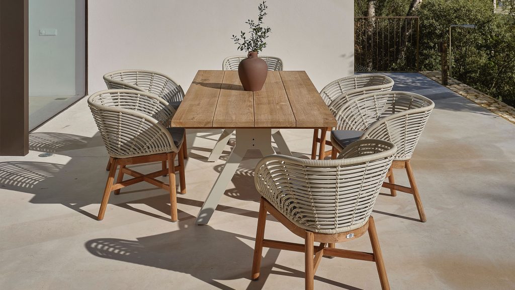 TEAK_Skyline_Design_wood_05